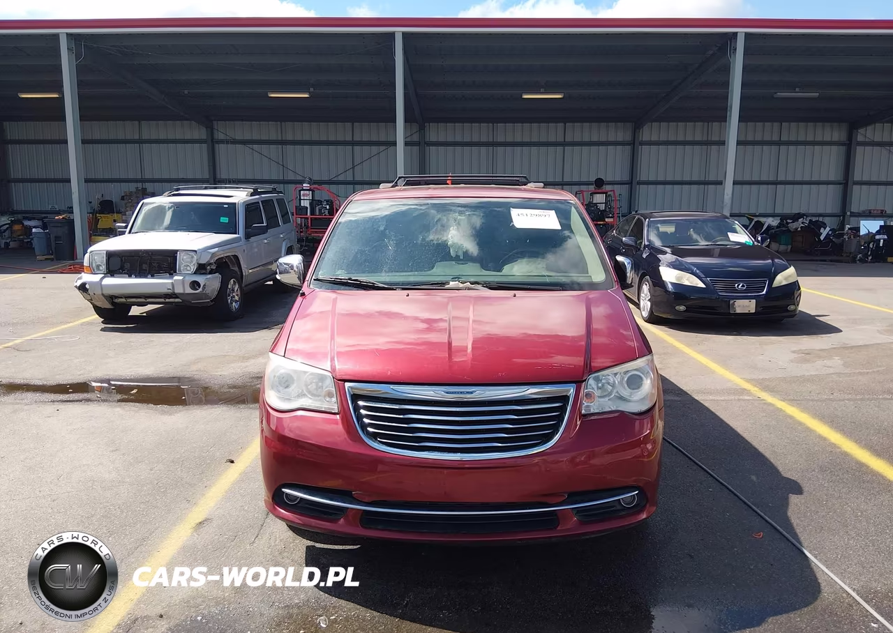 2015 Chrysler Town & Country Limited Platinum VIN:2C4RC1GG5FR554639 - 12