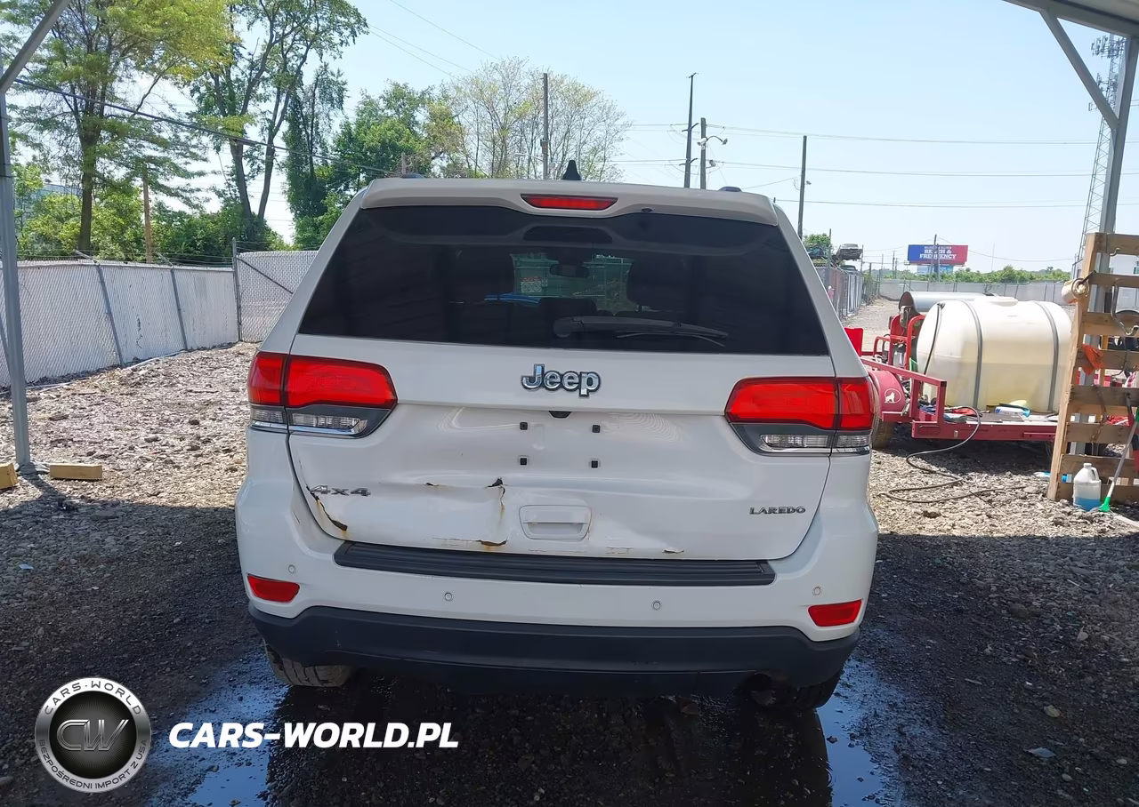 2018 Jeep Grand Cherokee Laredo E 4X4 VIN:1C4RJFAG5JC223010 - 16