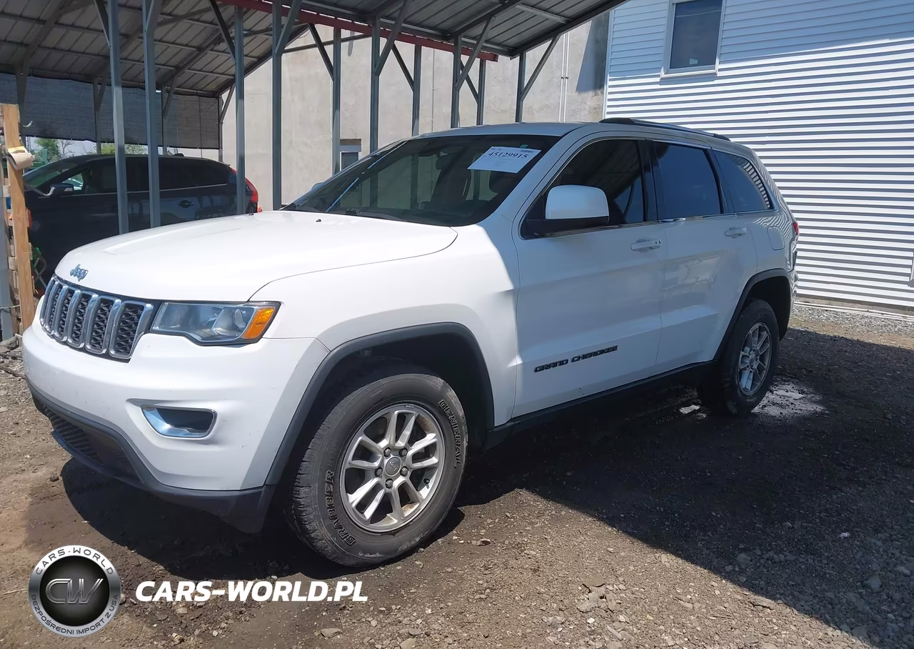 2018 Jeep Grand Cherokee Laredo E 4X4 VIN:1C4RJFAG5JC223010 - 2