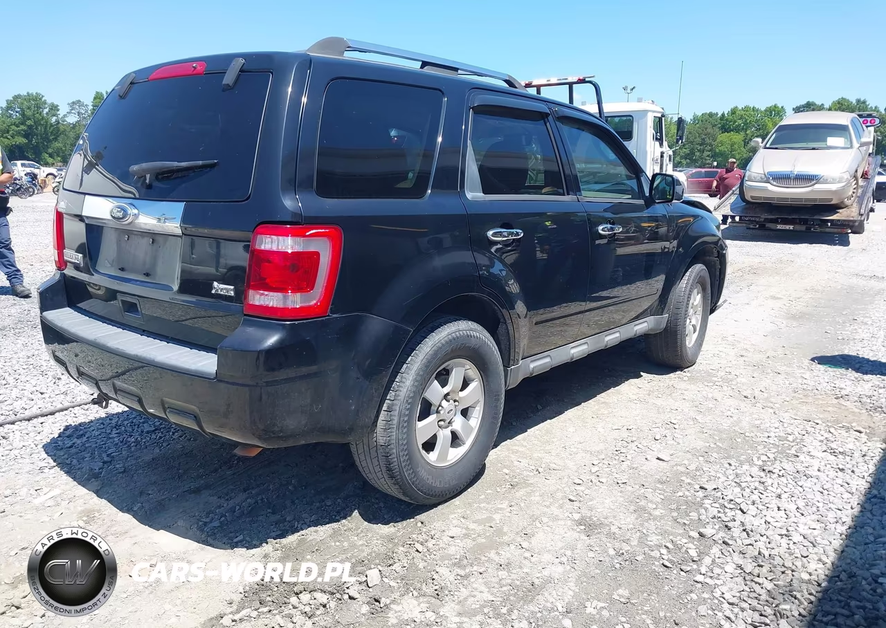 2010 Ford Escape Limited VIN:1FMCU0EG0AKA69246 - 4