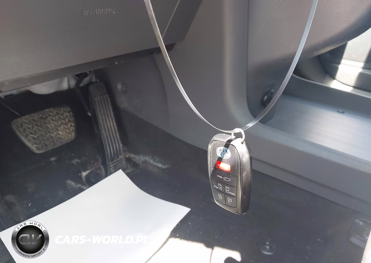 2024 Toyota Sienna Xle VIN:5TDJSKFC8RS147074 - 11