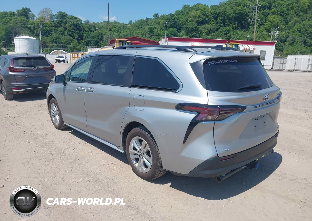 2024 Toyota Sienna Xle VIN:5TDJSKFC8RS147074 - 3