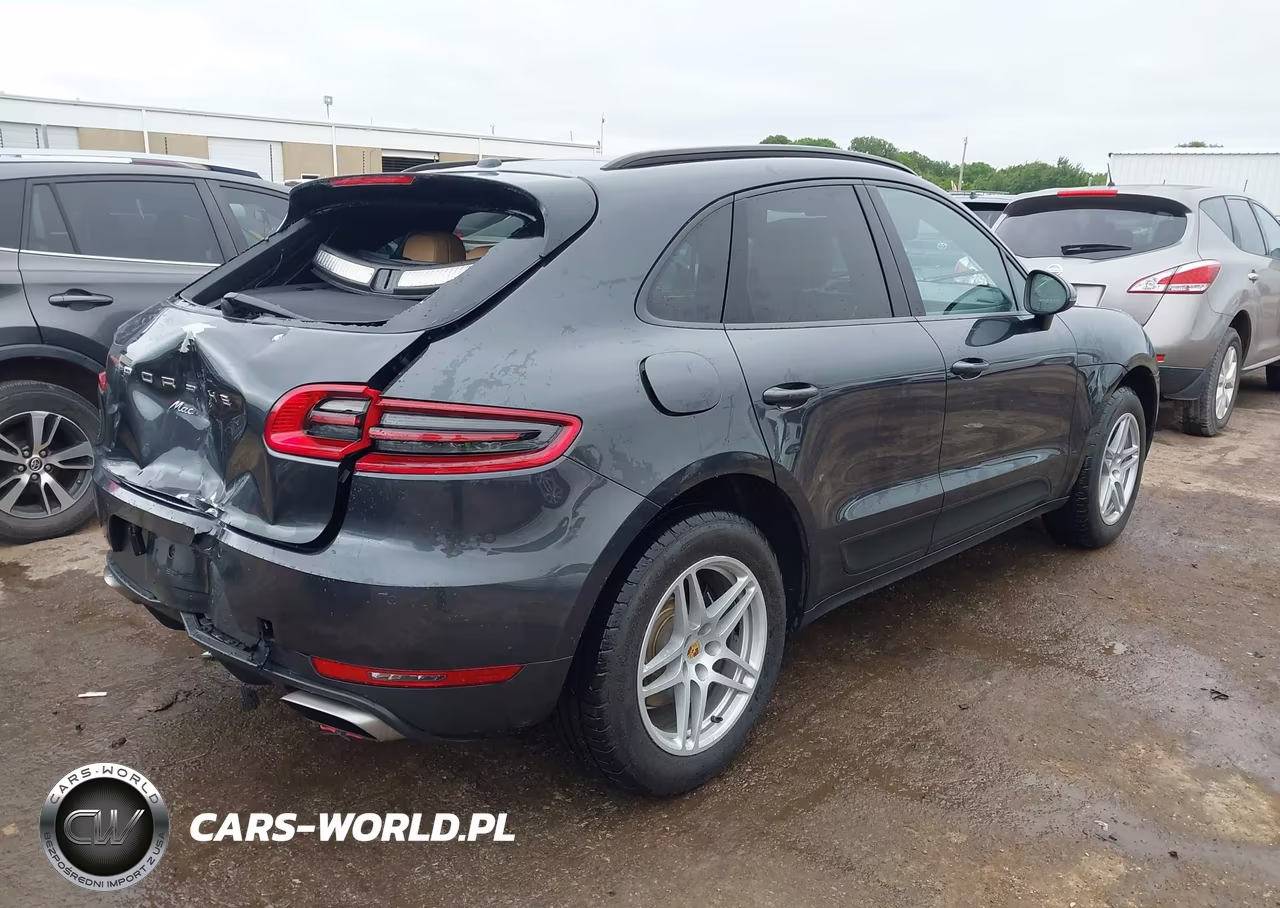 2017 Porsche Macan VIN:WP1AA2A58HLB01917 - 4