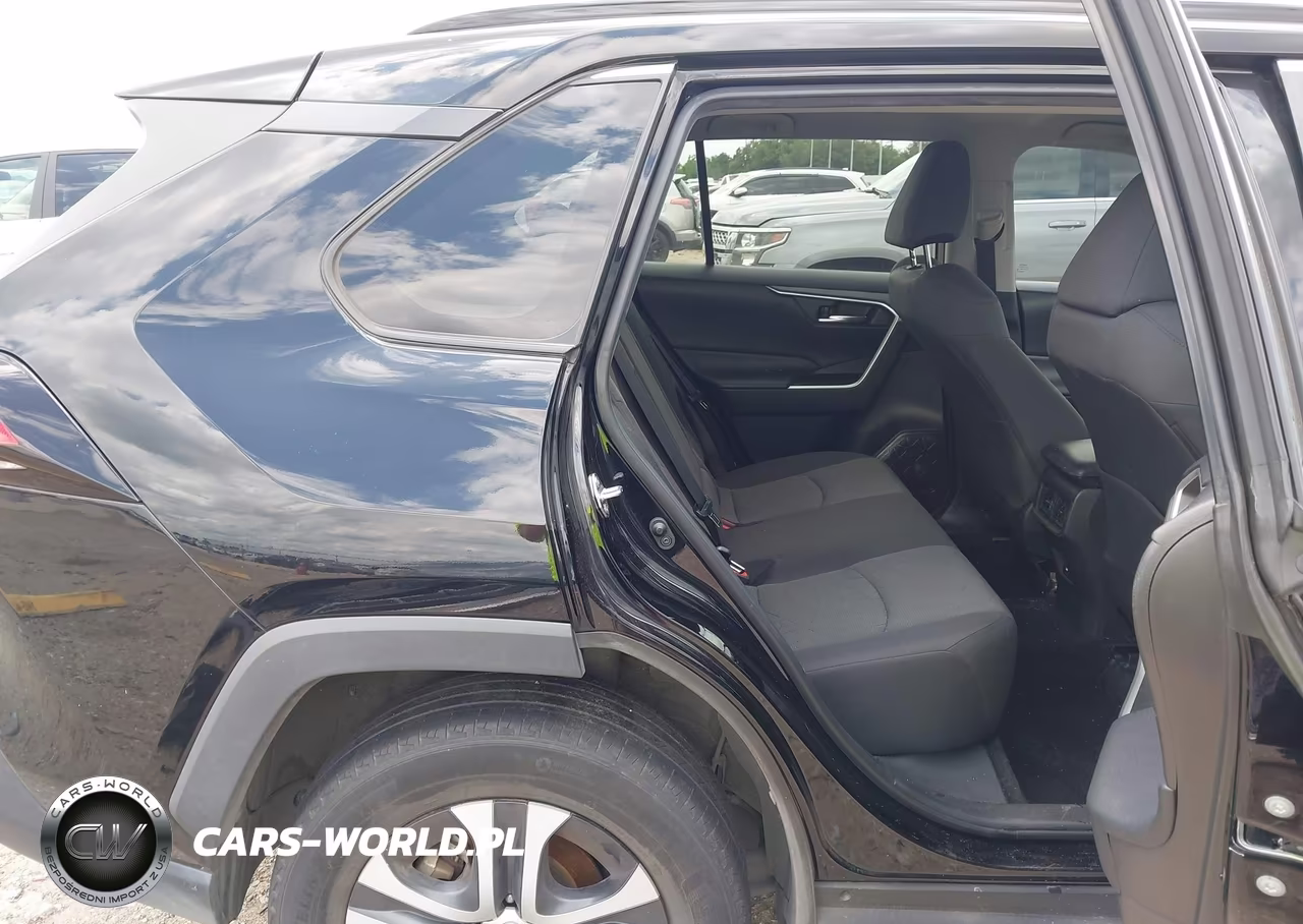 2021 Toyota Rav4 Xle VIN:2T3W1RFV7MW175619 - 8