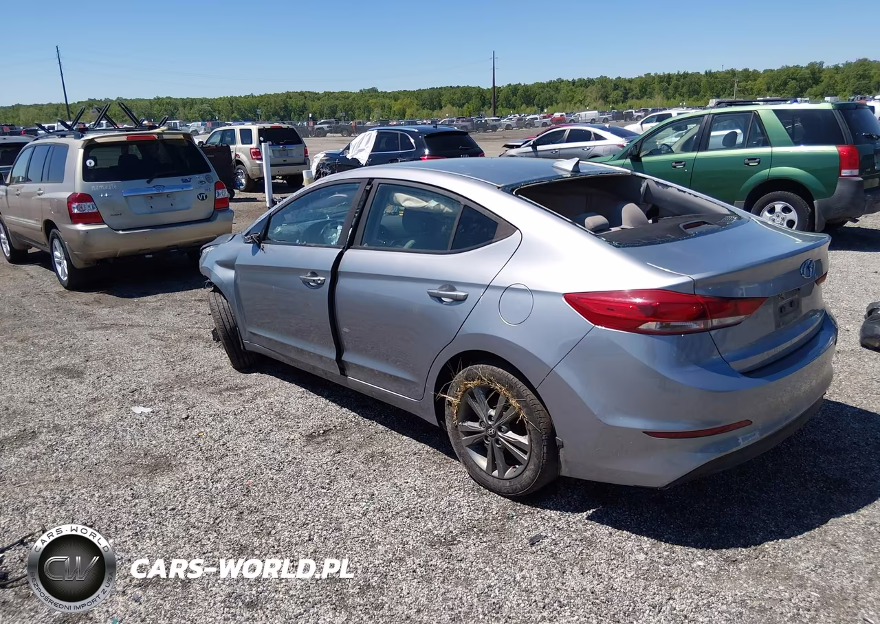 2017 Hyundai Elantra Se VIN:5NPD84LF2HH042122 - 3
