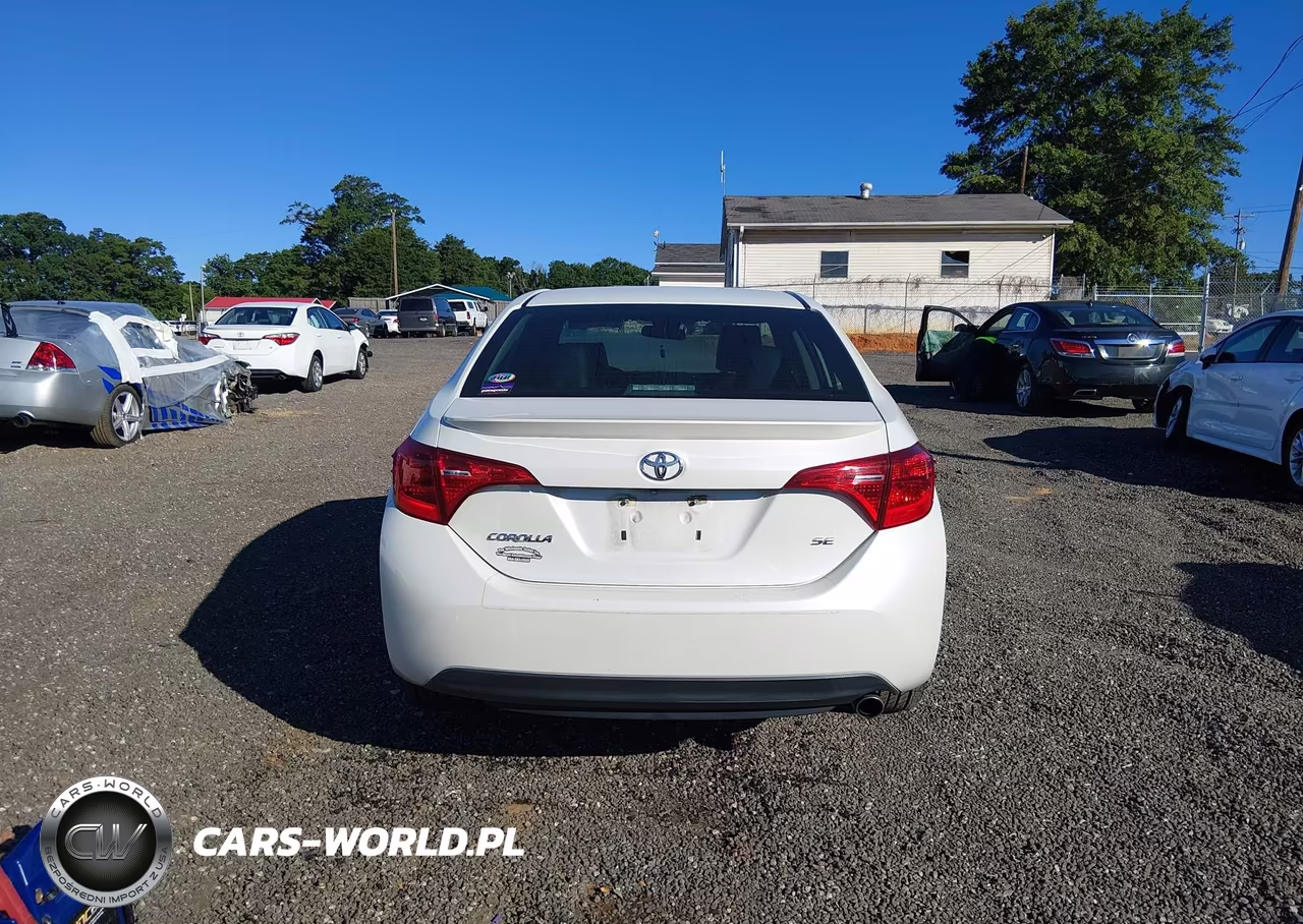 2017 Toyota Corolla Se VIN:5YFBURHE6HP665746 - 17