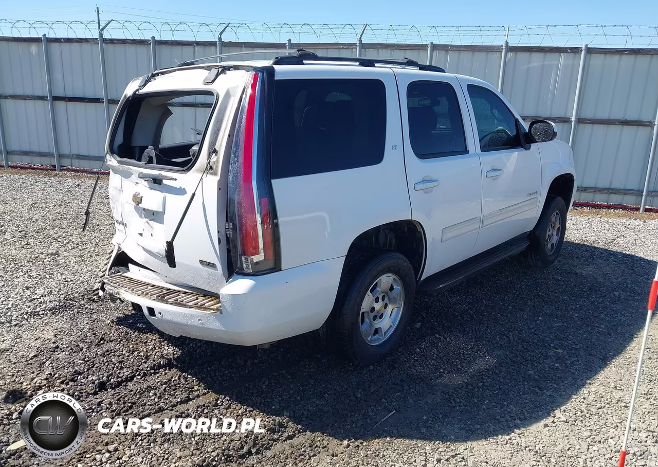 2011 Chevrolet Tahoe Lt VIN:1GNSCBE08BR232937 - 4