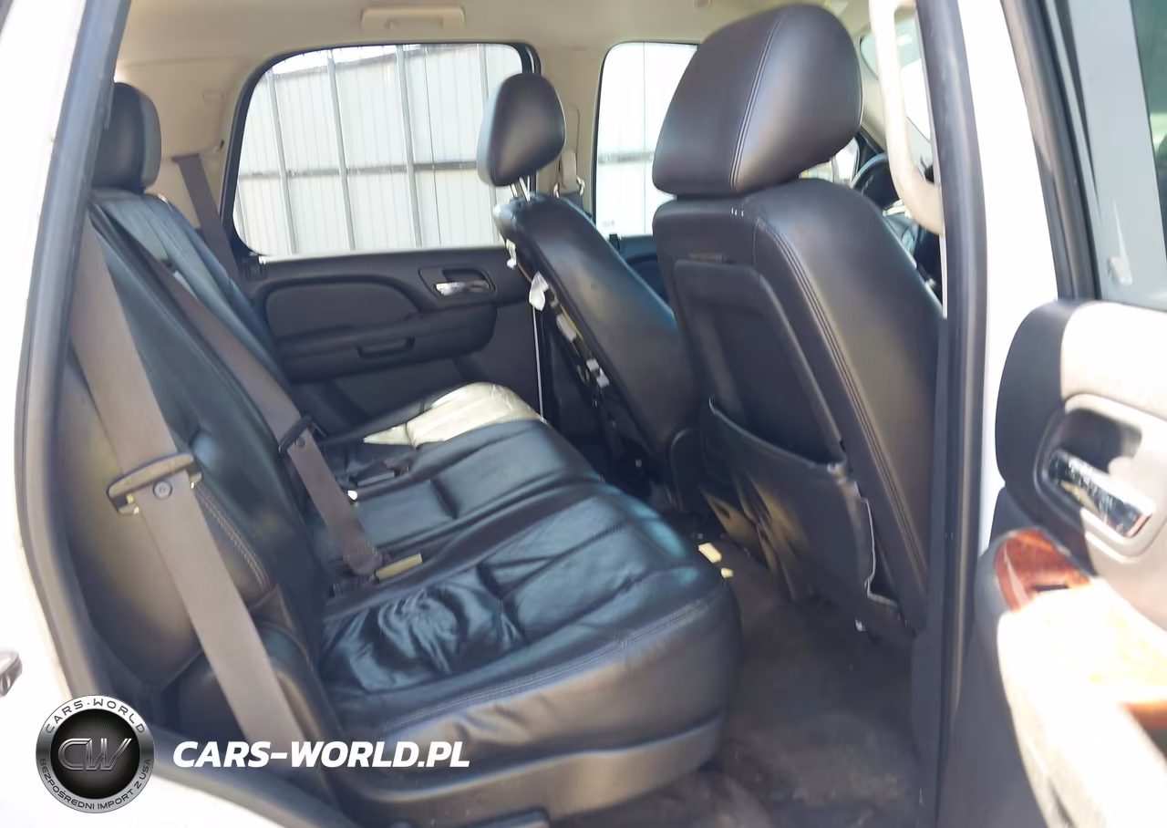 2011 Chevrolet Tahoe Lt VIN:1GNSCBE08BR232937 - 8
