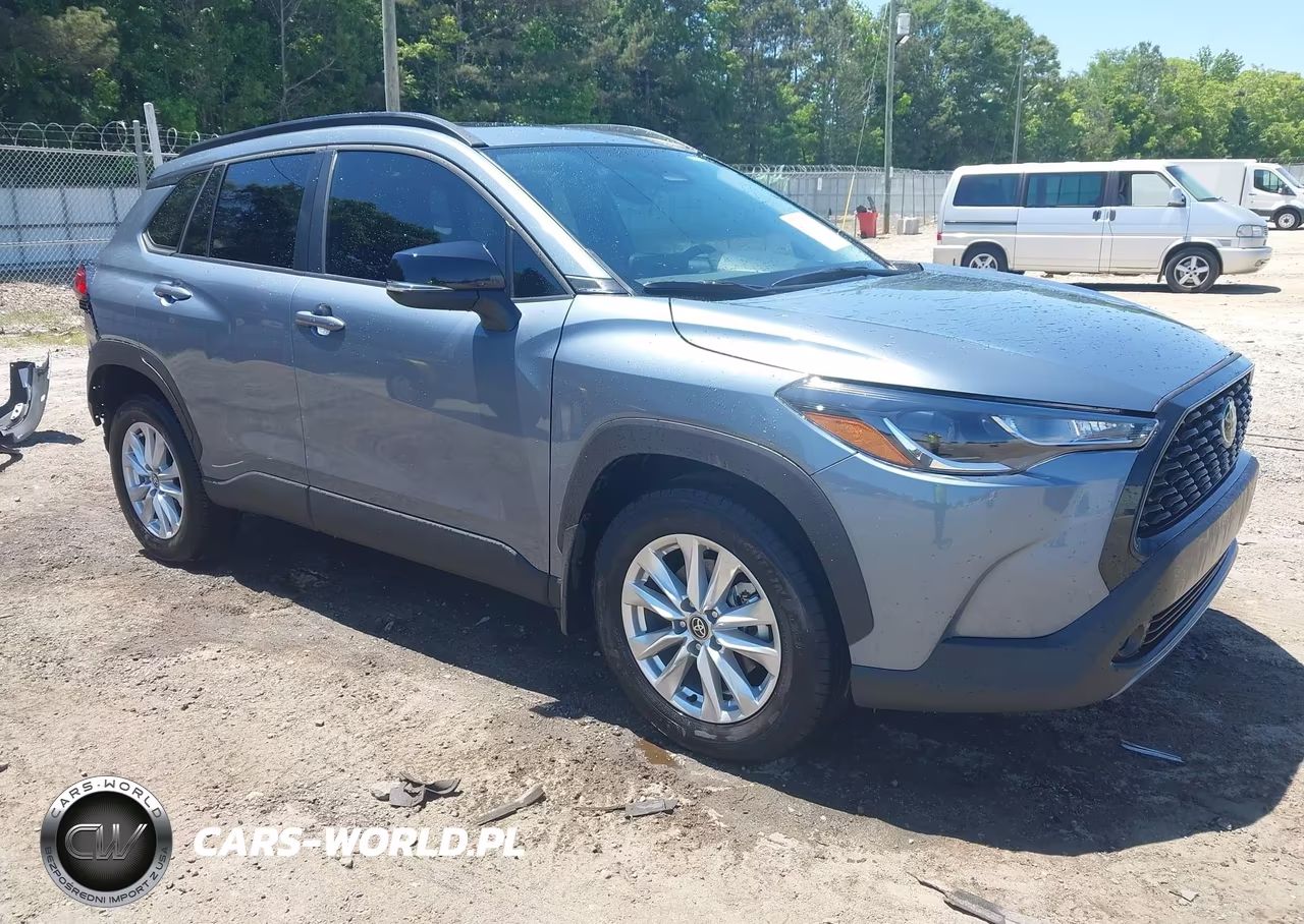 2025 Toyota Corolla Cross Le – zdjęcie 1 z 21