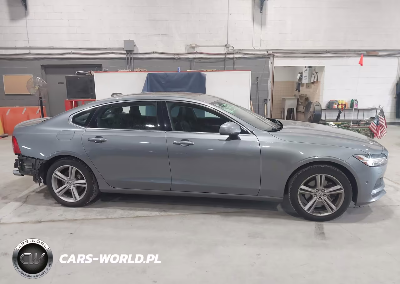 2018 Volvo S90 T5 Momentum VIN:LVY982MK8JP015595 - 13