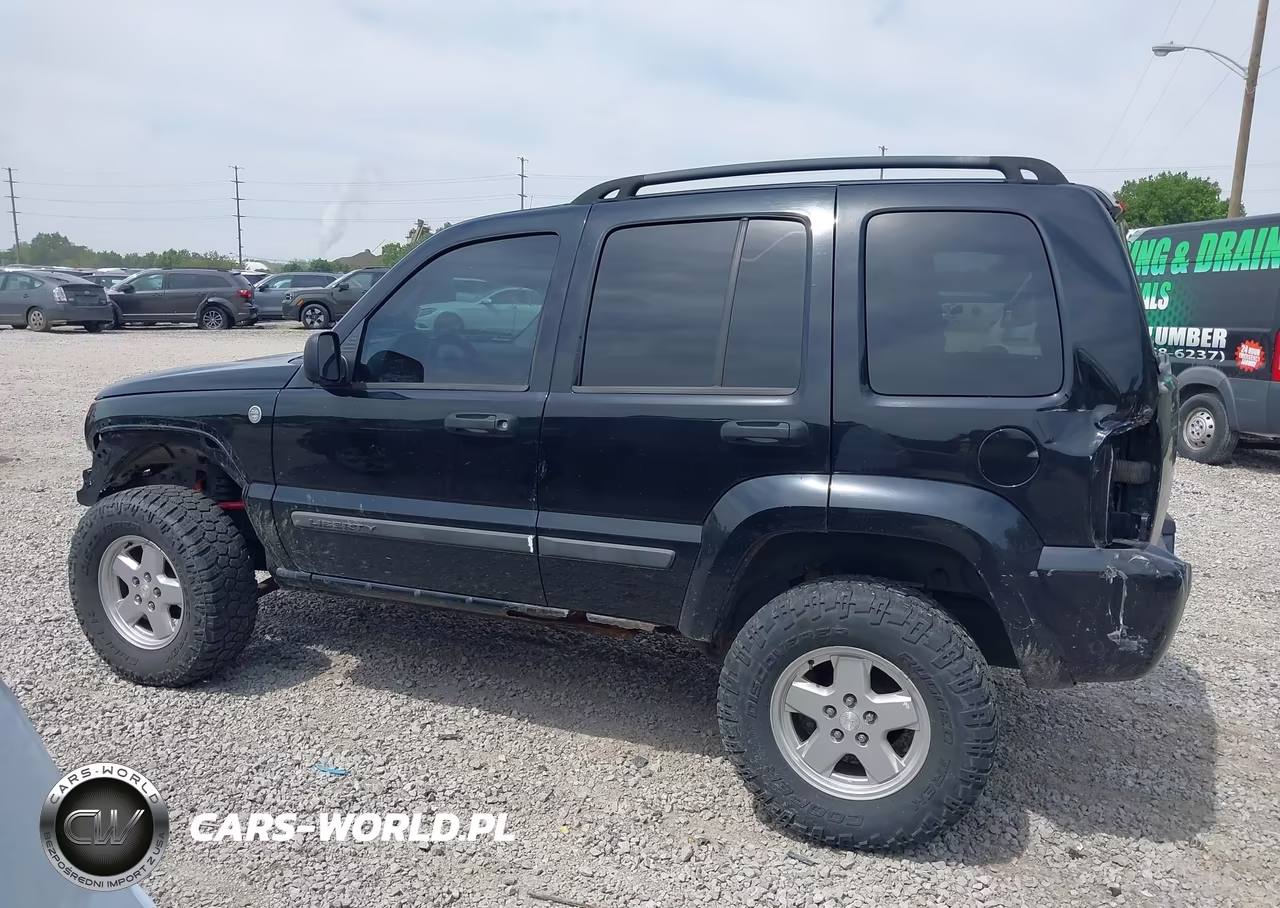 2007 Jeep Liberty Sport VIN:1J4GL48KX7W652645 - 14