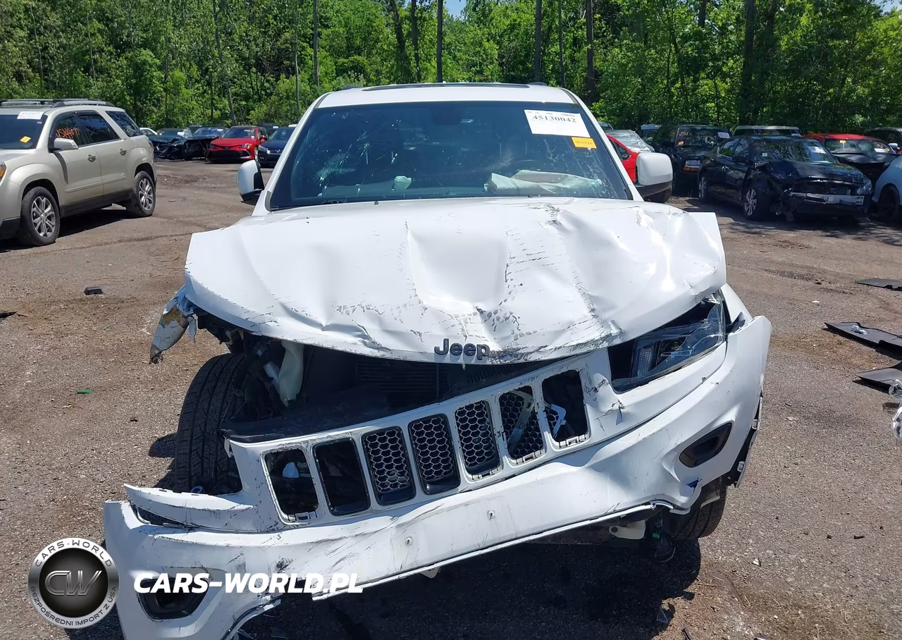 2015 Jeep Grand Cherokee Altitude VIN:1C4RJFAG3FC699666 - 13