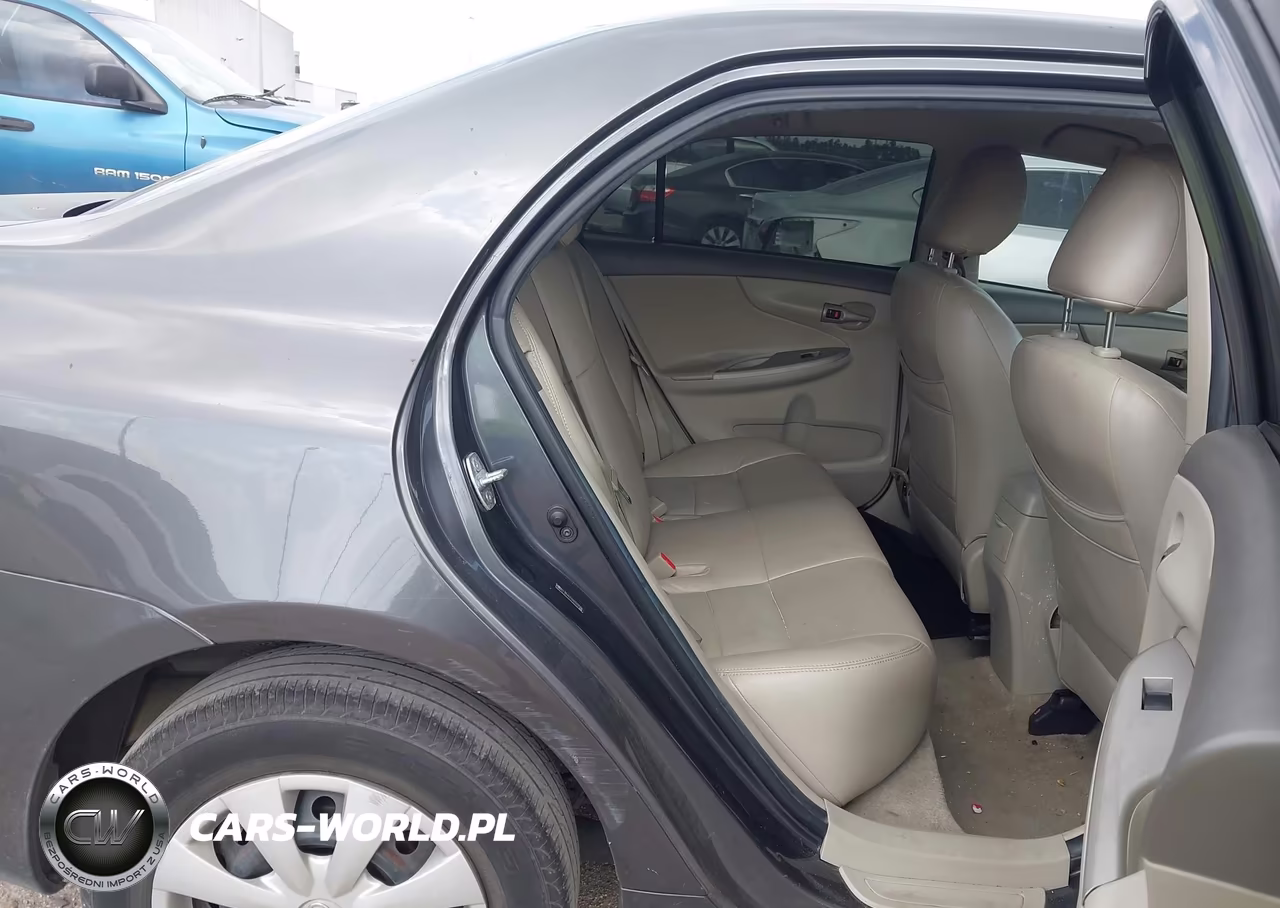 TOYOTA COROLLA BA VIN:2T1BU4EE5AC532506 - 8
