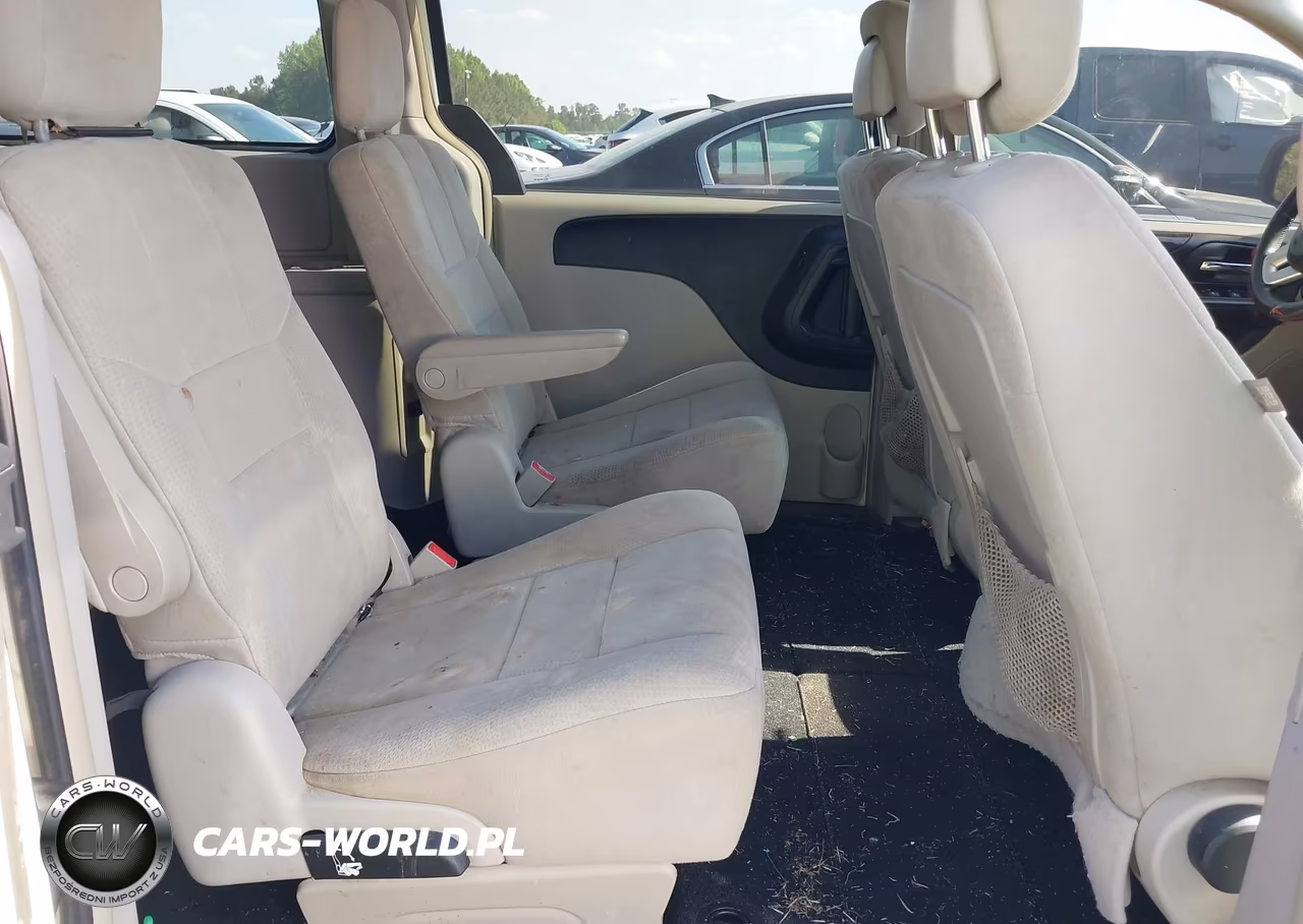 2011 Dodge Grand Caravan Crew VIN:2D4RN5DG2BR764702 - 8