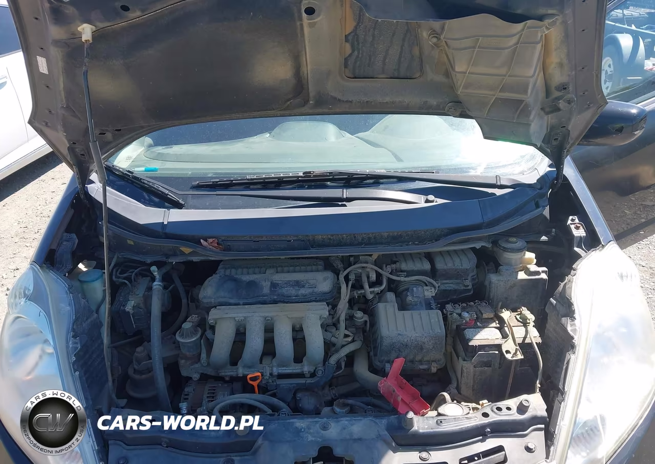 2011 Honda Fit Sport VIN:JHMGE8H53BS010686 - 10