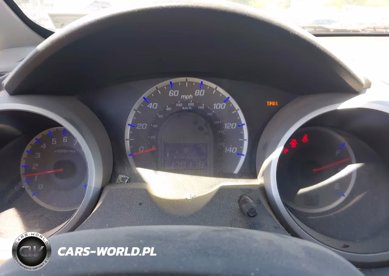2011 Honda Fit Sport VIN:JHMGE8H53BS010686 - 7