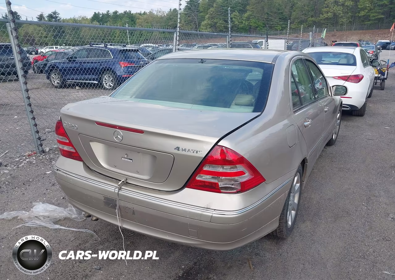 2005 Mercedes-Benz C 320 Luxury 4Matic VIN:WDBRF84J75F615428 - 4