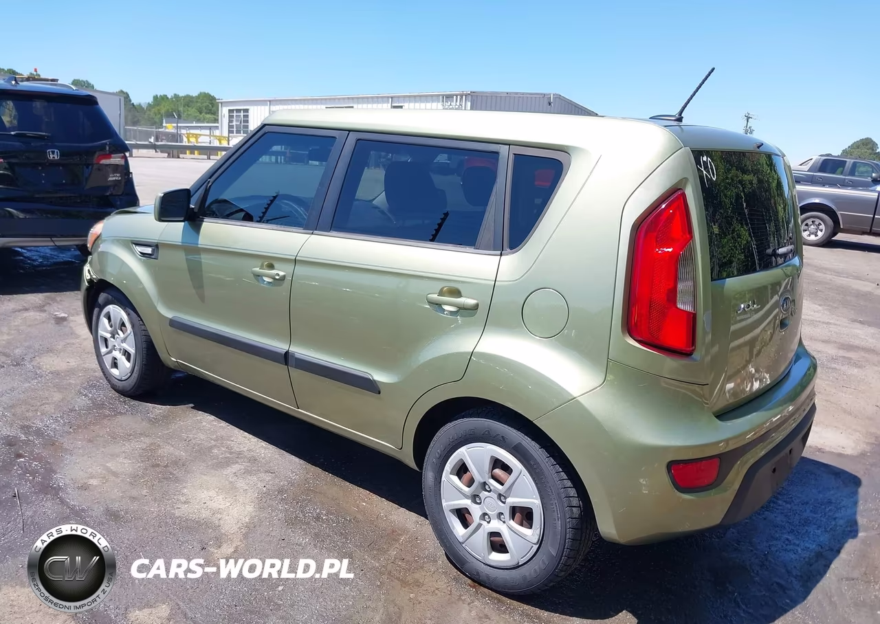 2012 Kia Soul VIN:KNDJT2A5XC7426937 - 3