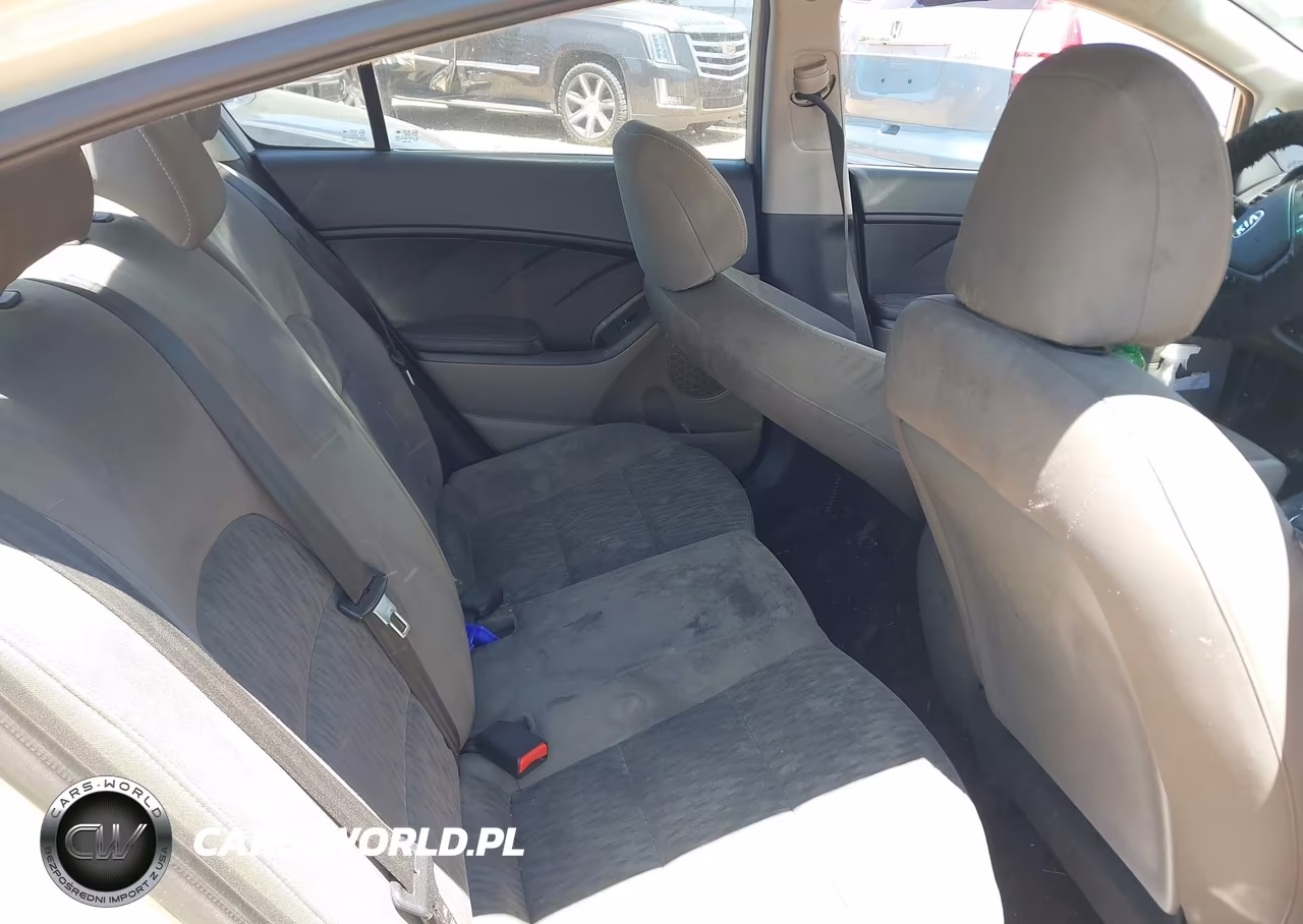 2015 Kia Forte Lx VIN:KNAFK4A64F5295823 - 8
