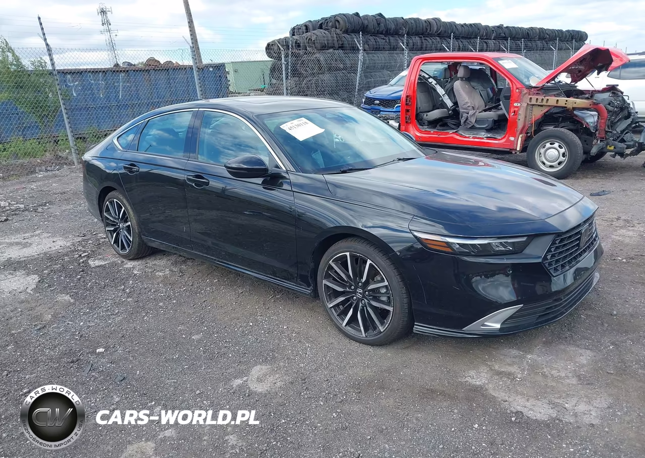 2024 Honda Accord Hybrid Touring – zdjęcie 1 z 17