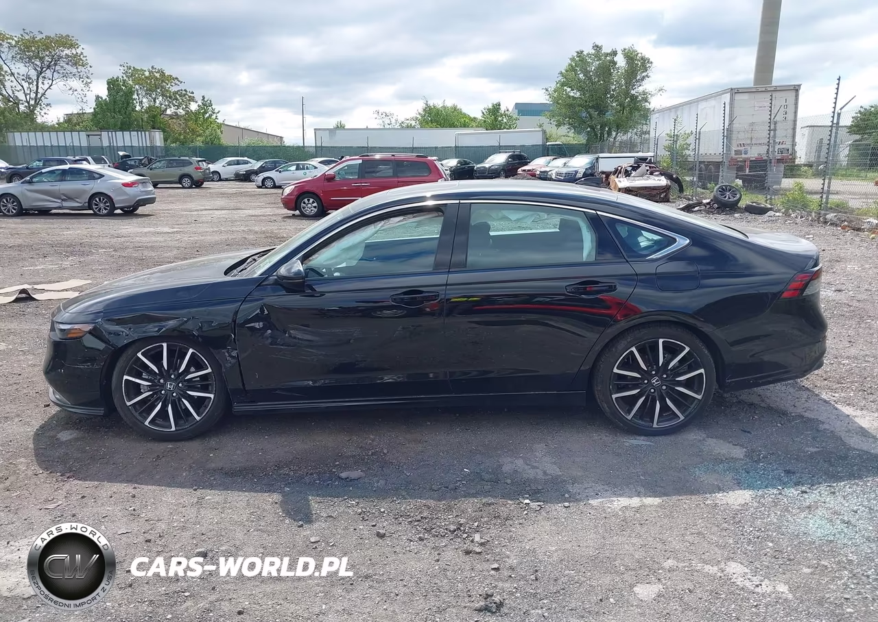 2024 Honda Accord Hybrid Touring VIN:1HGCY2F84RA091247 - 15