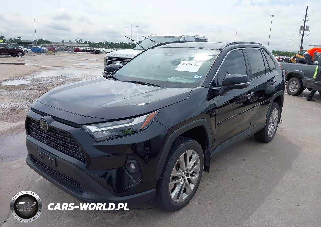 2024 Toyota Rav4 Xle Premium VIN:2T3C1RFV2RC302174 - 2