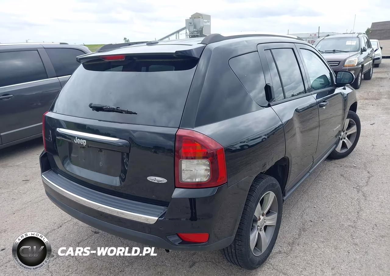 2016 Jeep Compass High Altitude Edition VIN:1C4NJCEAXGD776595 - 4