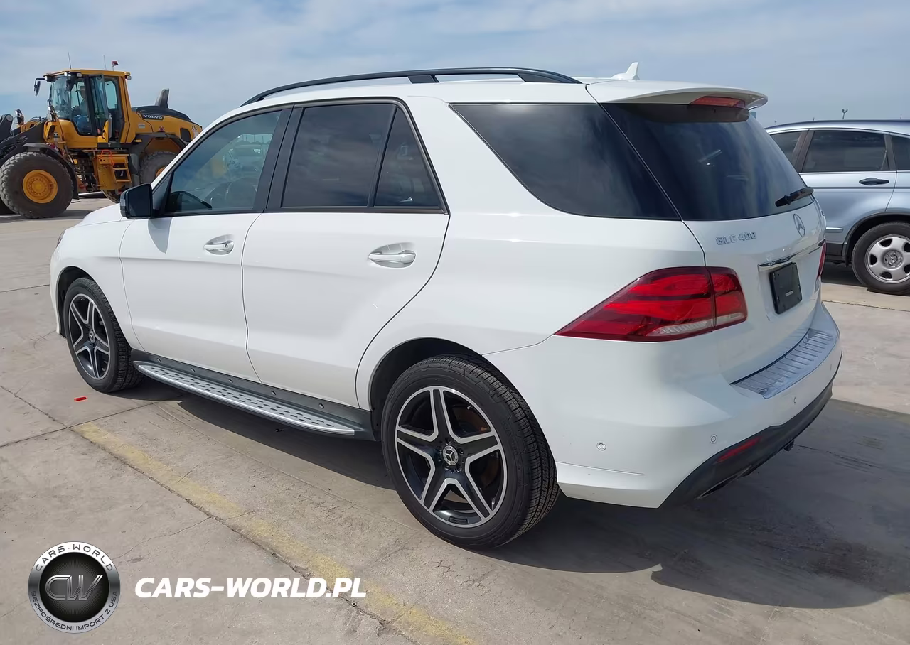 2019 Mercedes-Benz Gle 400 4Matic VIN:4JGDA5GB0KB211642 - 3