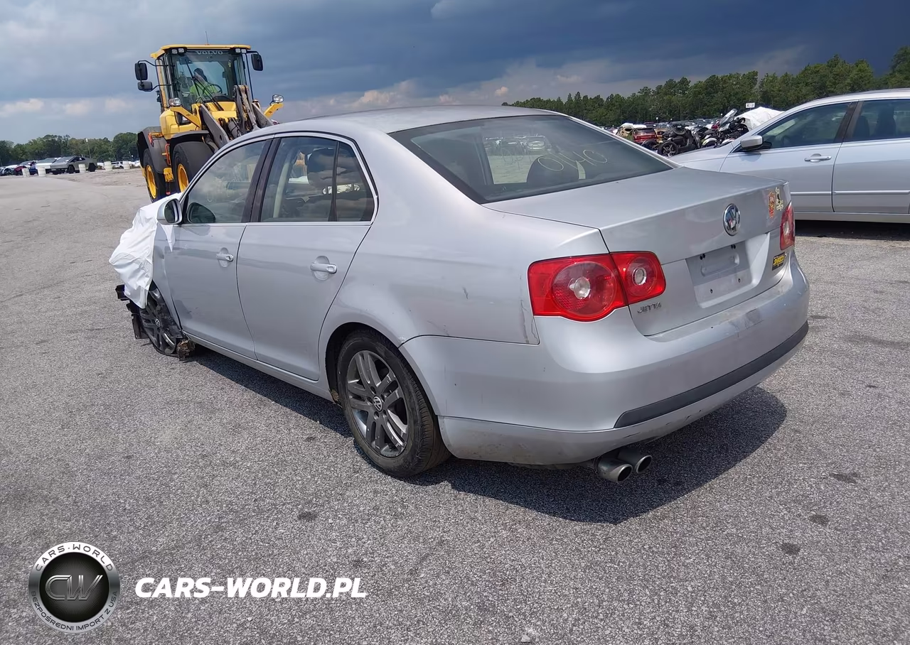 2005 Volkswagen Jetta 2.5 VIN:3VWSG71K25M622596 - 3