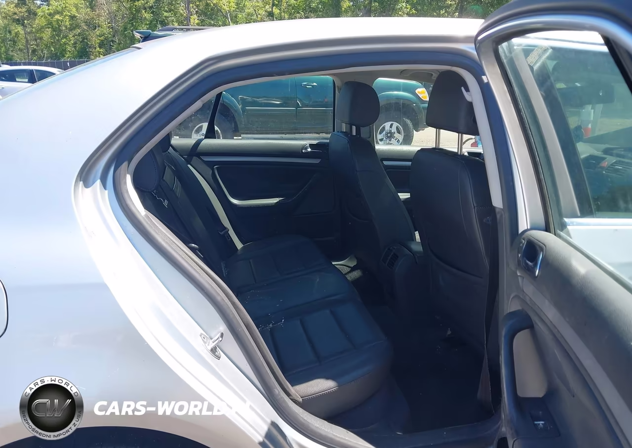 2005 Volkswagen Jetta 2.5 VIN:3VWSG71K25M622596 - 8