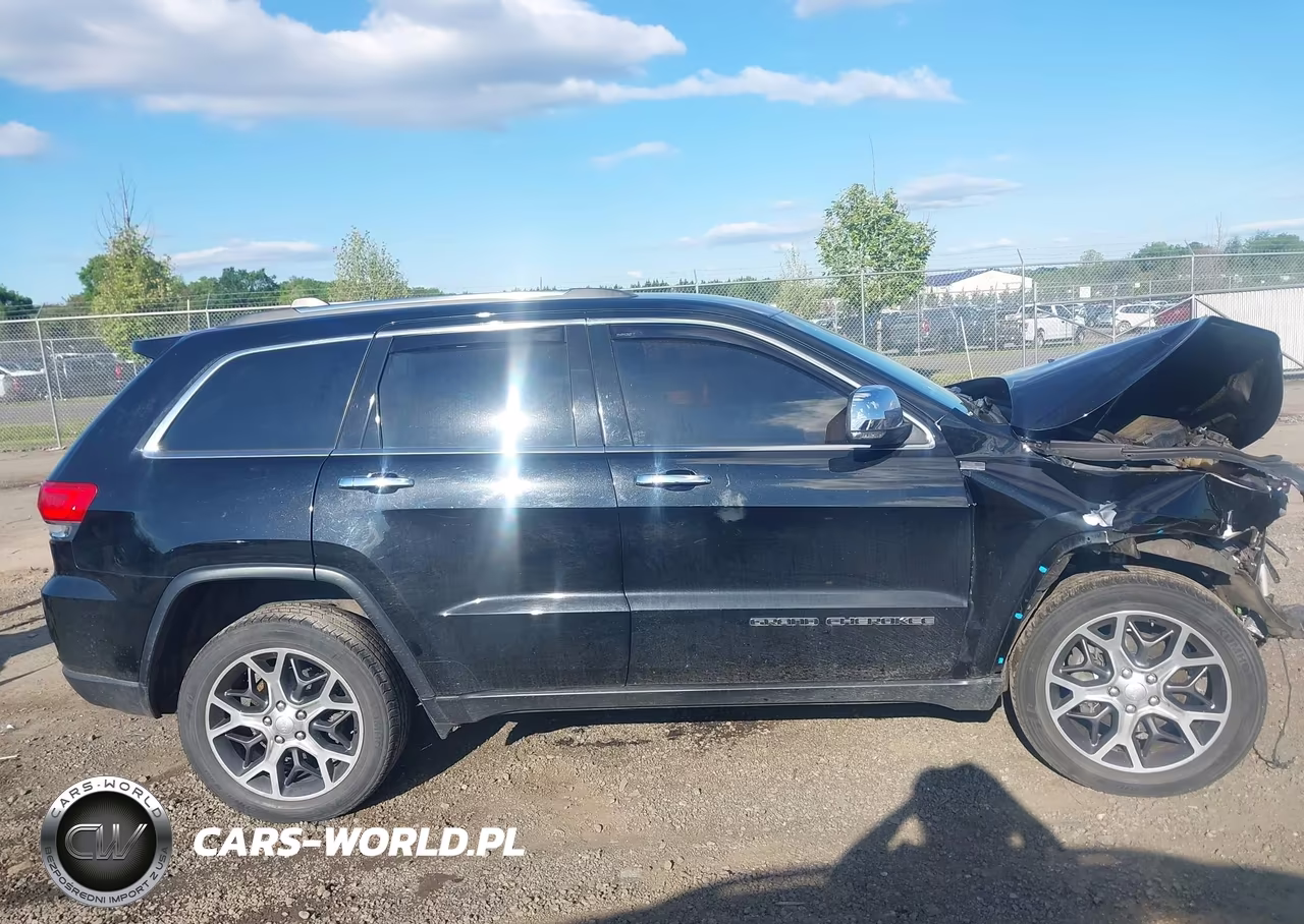 2019 Jeep Grand Cherokee Limited 4X4 VIN:1C4RJFBG2KC798827 - 13