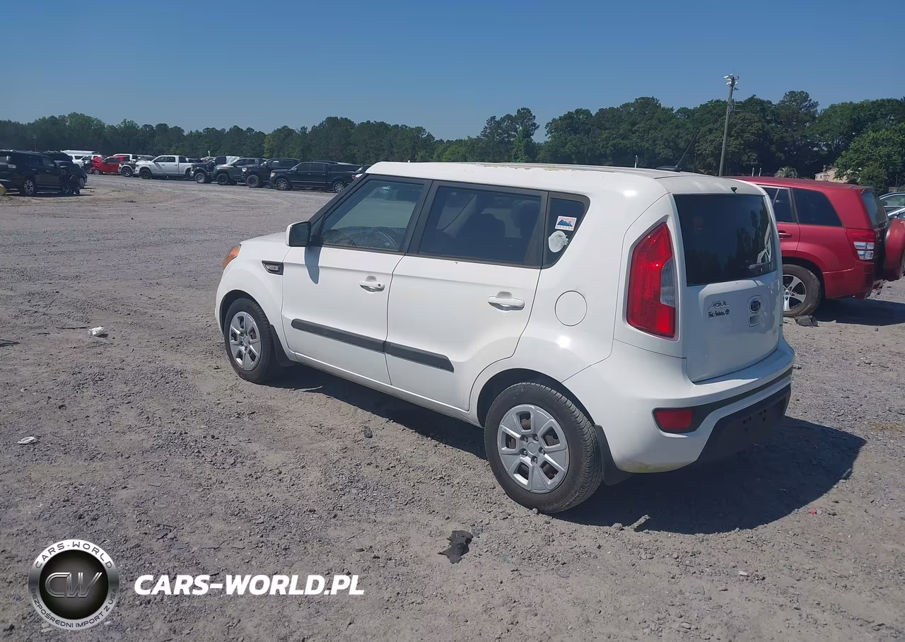 2012 Kia Soul VIN:KNDJT2A55C7470974 - 3