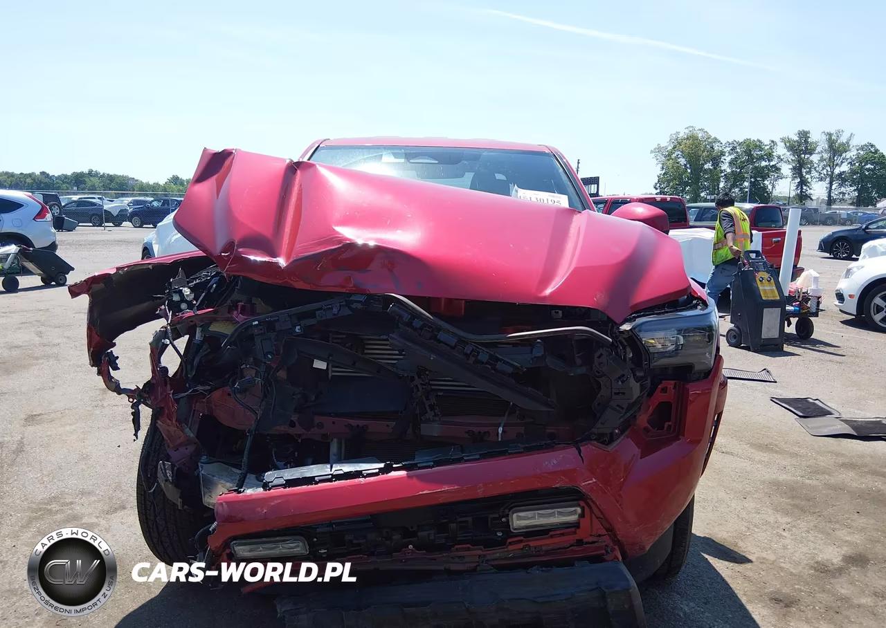 2025 Toyota Tacoma Sr5 VIN:3TYLB5JN5ST071570 - 12
