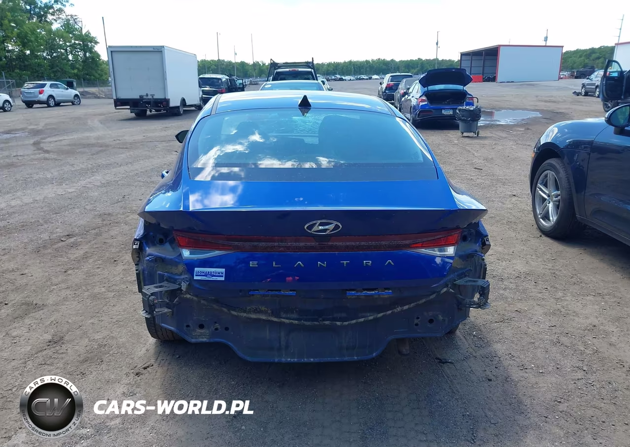 2022 Hyundai Elantra Sel VIN:5NPLM4AG8NH064530 - 17