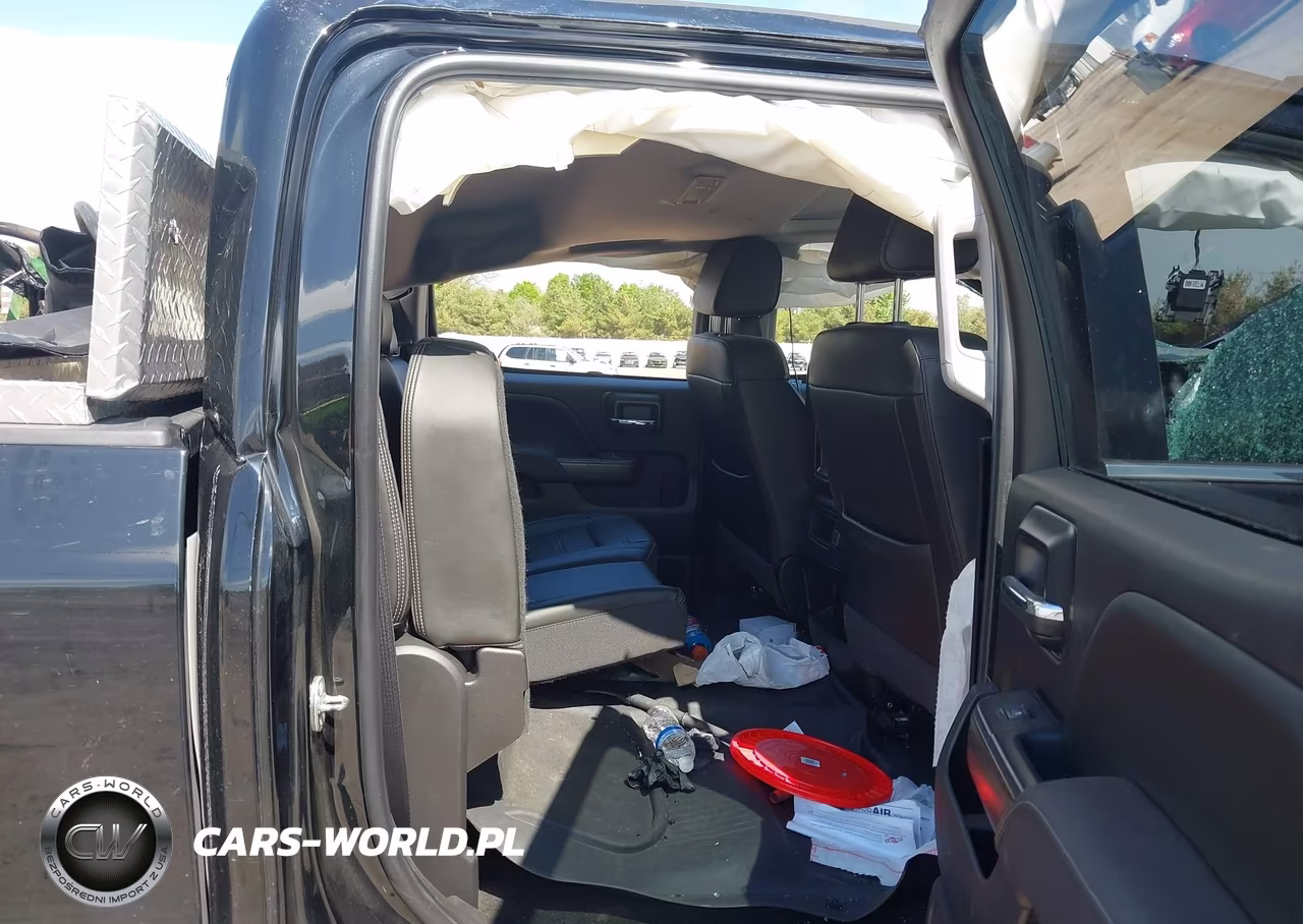 2018 GMC Sierra 2500Hd Denali VIN:1GT12UEY5JF203145 - 8