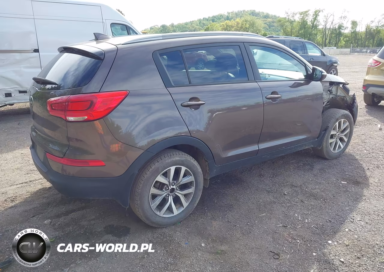 2015 Kia Sportage Lx VIN:KNDPB3AC3F7763150 - 4