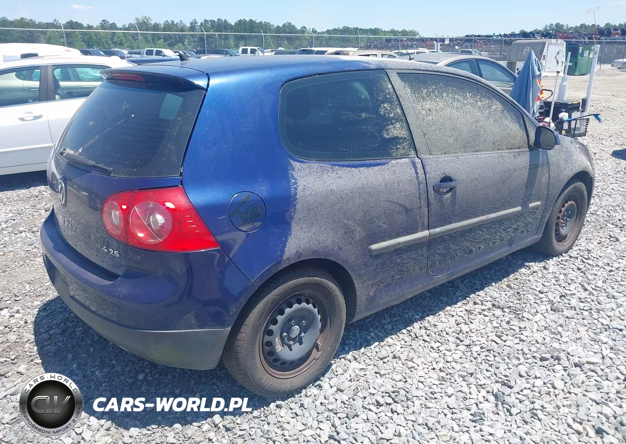 2007 Volkswagen Rabbit 2-Door VIN:WVWAS71KX7W136862 - 4