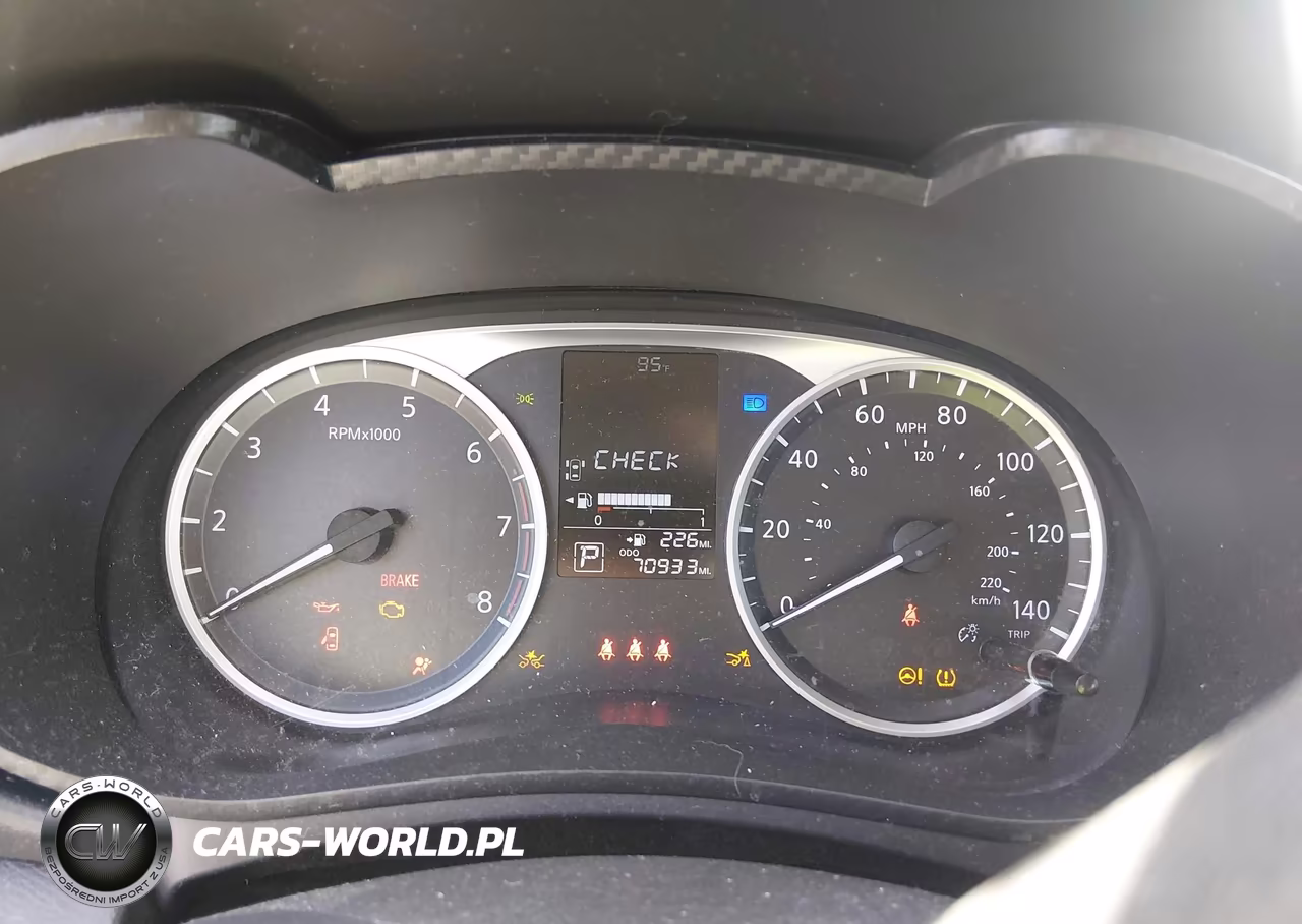 2024 Nissan Versa 1.6 S VIN:3N1CN8DV7RL834689 - 7