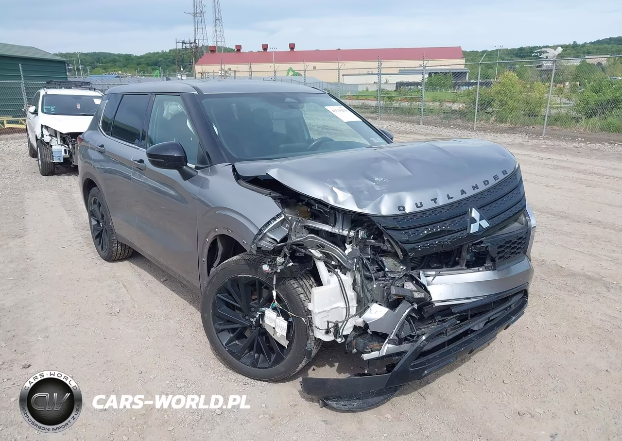 2022 Mitsubishi Outlander Black Edition S-Awc-Se 2.5 S-Awc-Se Launch Edition S-Awc – zdjęcie 1 z 16