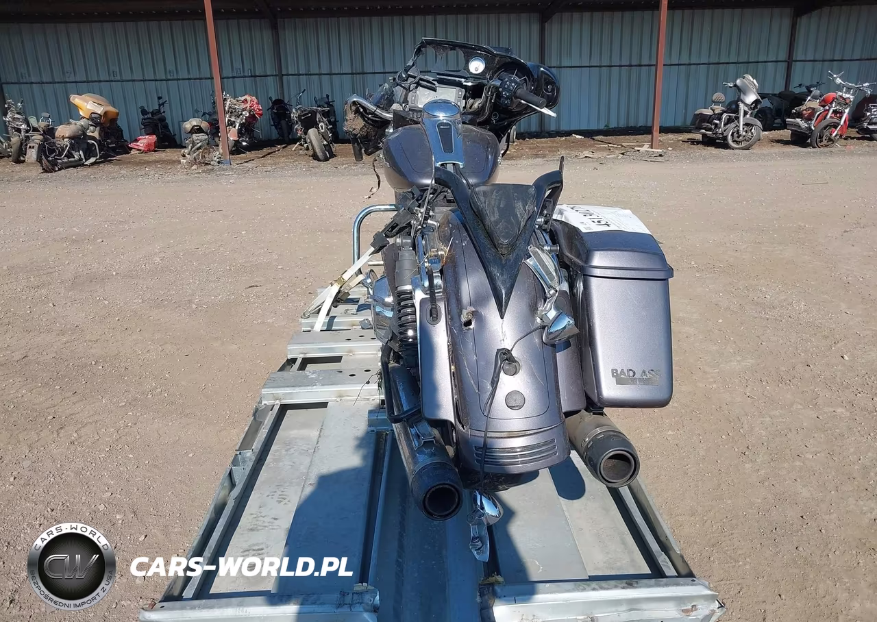 2014 Harley-Davidson Flhxs Street Glide Special VIN:1HD1KRM12EB645104 - 6