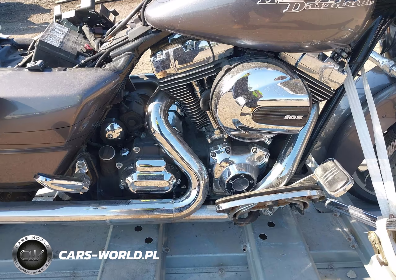 2014 Harley-Davidson Flhxs Street Glide Special VIN:1HD1KRM12EB645104 - 8