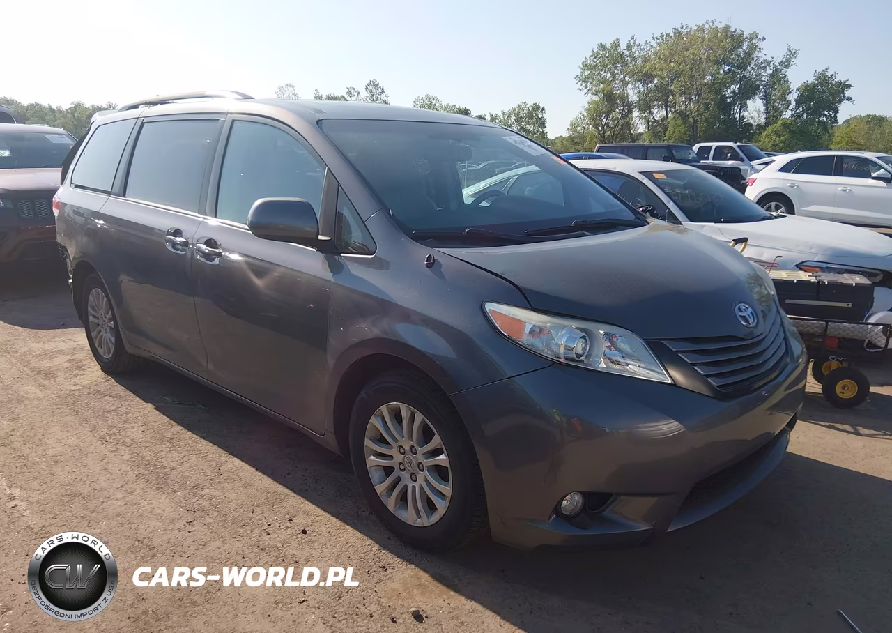 2012 Toyota Sienna Xle V6 8 Passenger – zdjęcie 1 z 16