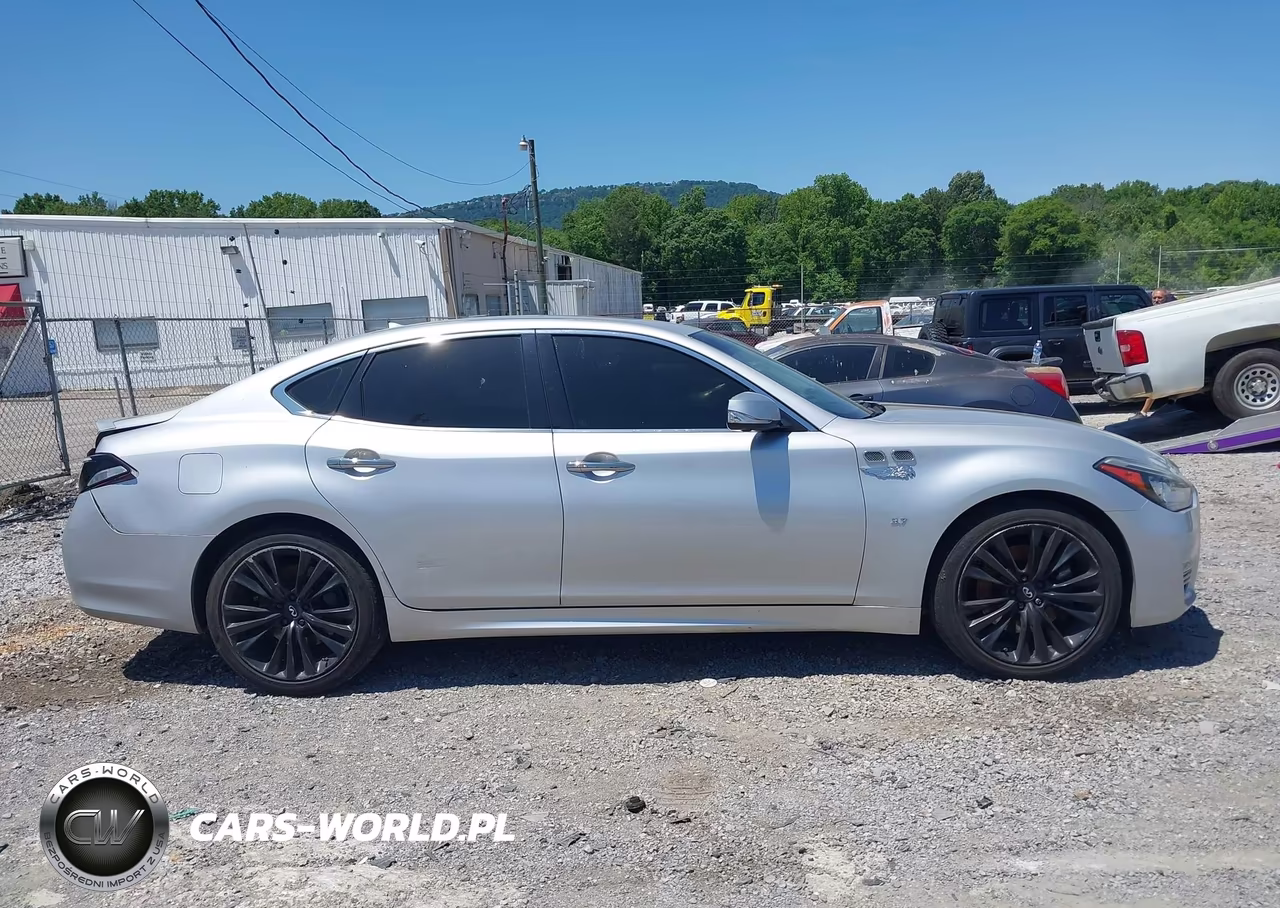 2016 Infiniti Q70 3.7 VIN:JN1BY1AP8GM220057 - 13