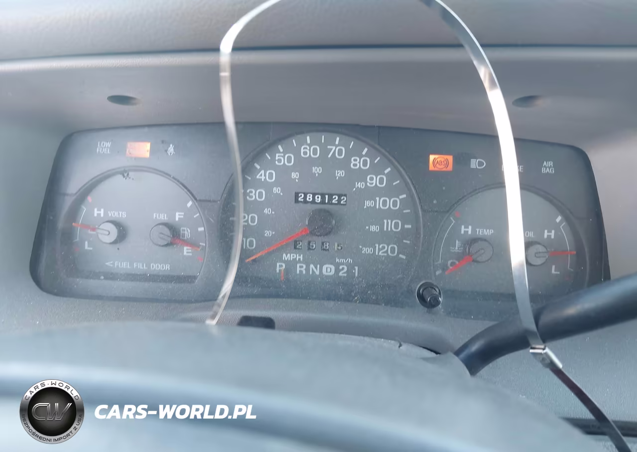2000 Mercury Grand Marquis Ls VIN:2MEFM75W3YX690259 - 7