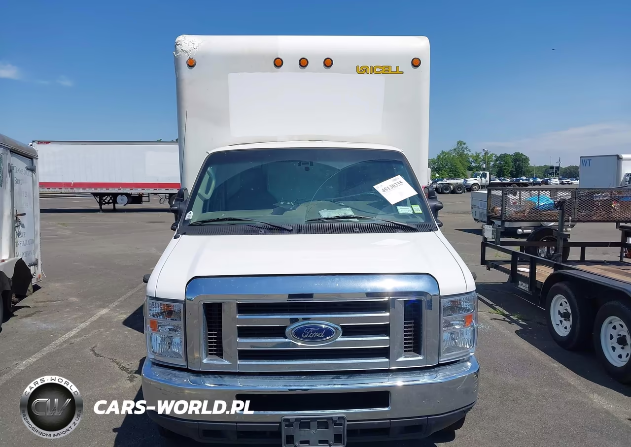 2019 Ford E-450 Cutaway VIN:1FDWE4F67KDC38272 - 12
