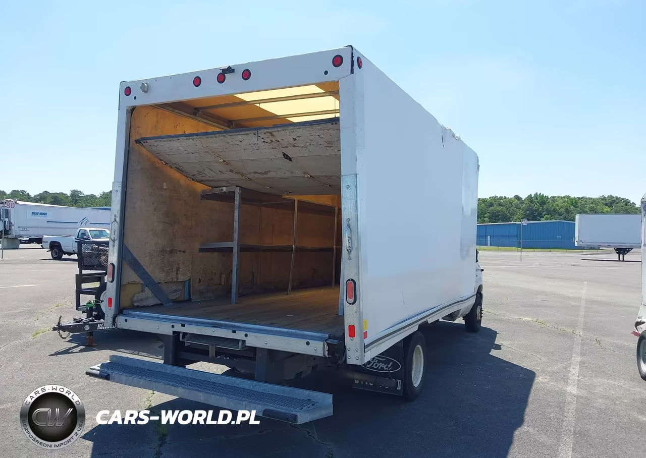 2019 Ford E-450 Cutaway VIN:1FDWE4F67KDC38272 - 4