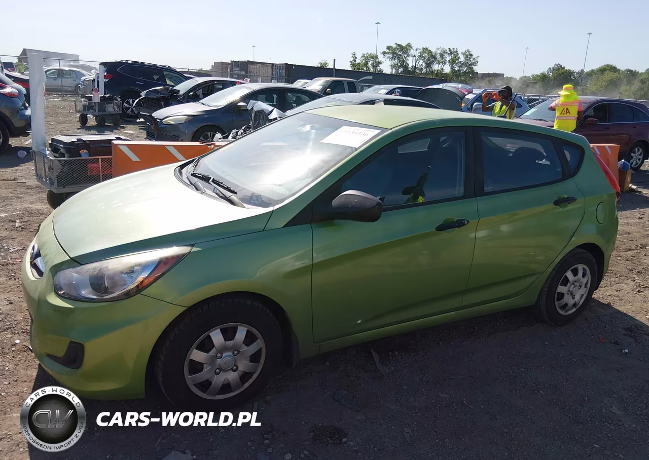 2013 Hyundai Accent Gs VIN:KMHCT5AE4DU103072 - 14