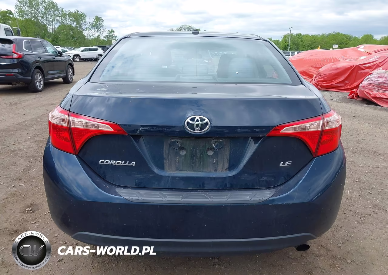 2018 Toyota Corolla Le VIN:2T1BURHE8JC090233 - 16