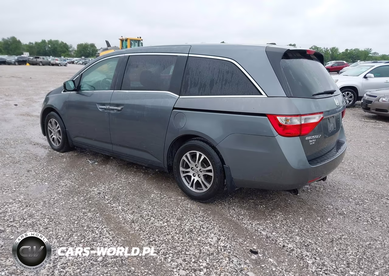 2011 Honda Odyssey Ex-L VIN:5FNRL5H64BB029865 - 3