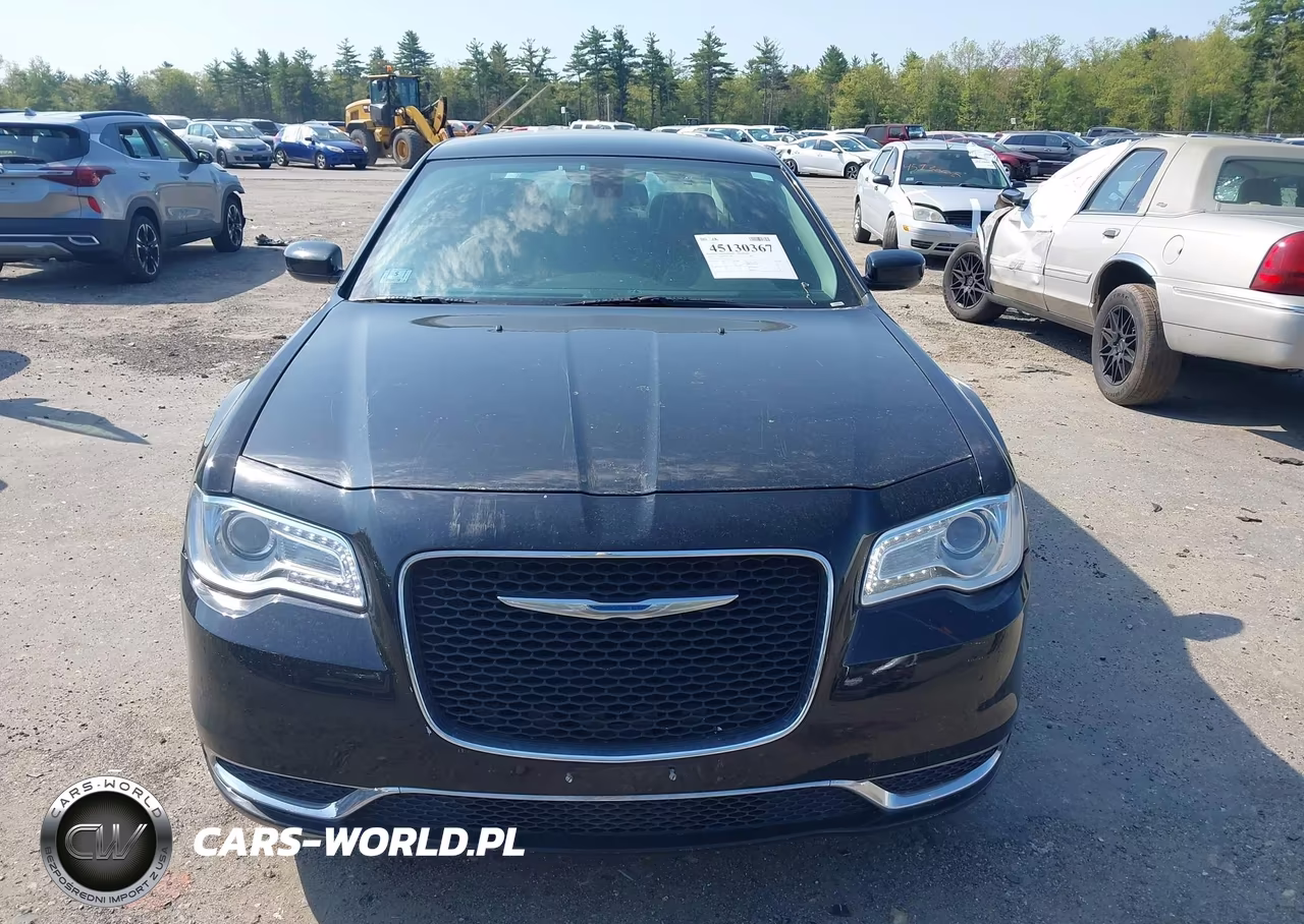 2015 Chrysler 300 Limited VIN:2C3CCAAGXFH766574 - 12